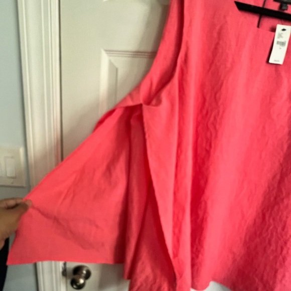 Lane Bryant Coral Pink Sleeveless Split Side Top - Size 24 NWT. - Picture 3 of 8